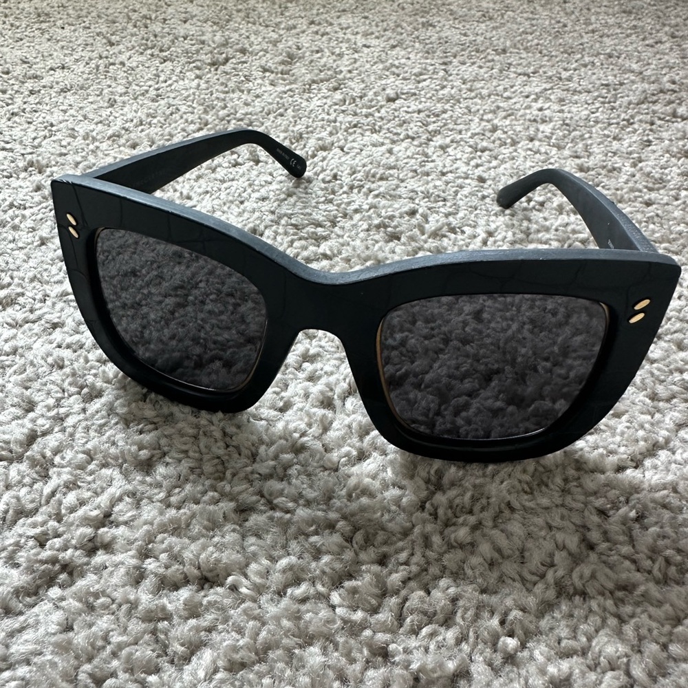 Stella McCartney Black Oversized Square Sunglasses